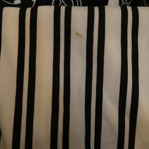 White and black striped romper - Picture 5 of 5